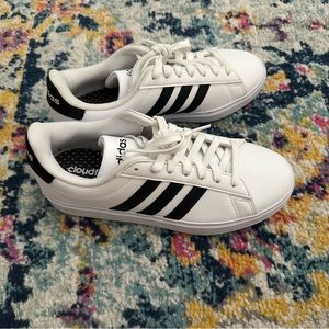 Adidas Superstar-like Cloud Sneakers. Brand new